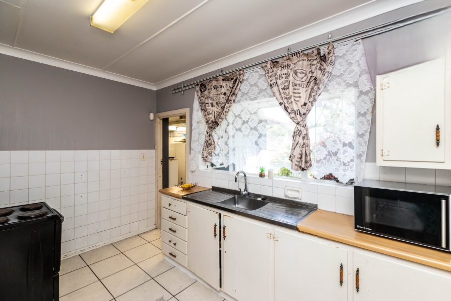 4 Bedroom Property for Sale in Beacon Bay Eastern Cape